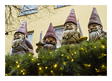 statues of dwarfs at the Christmas market in Cologne